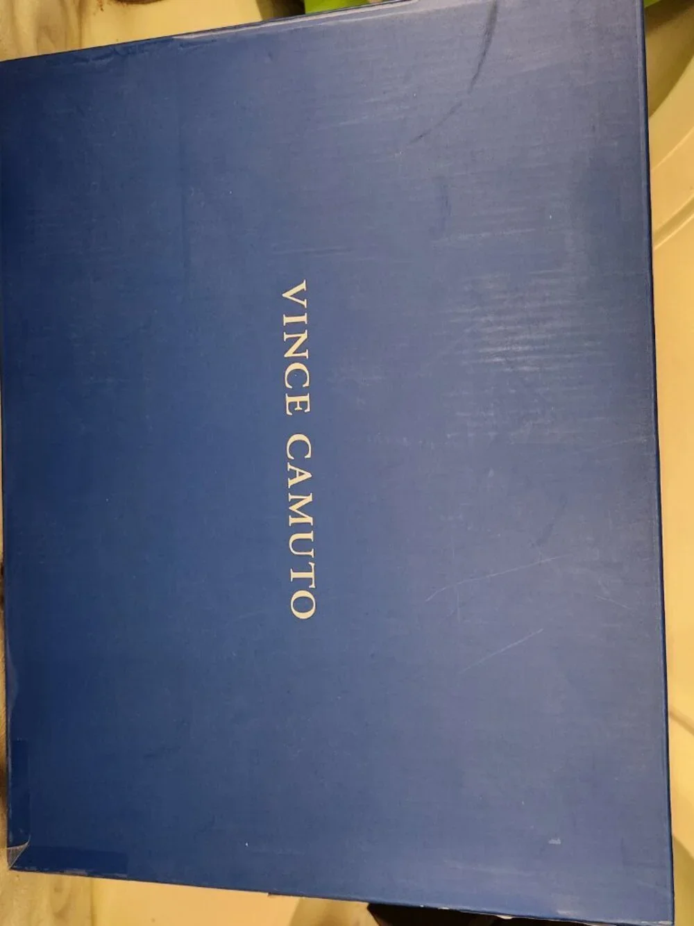 Vince Camuto 
